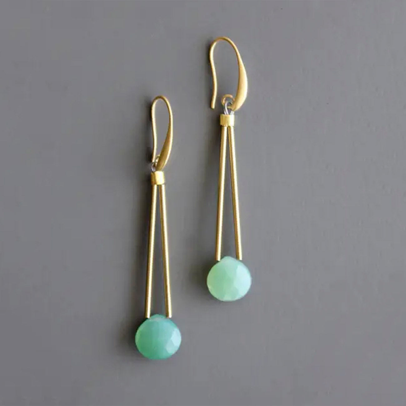 Green onyx geometric earrings