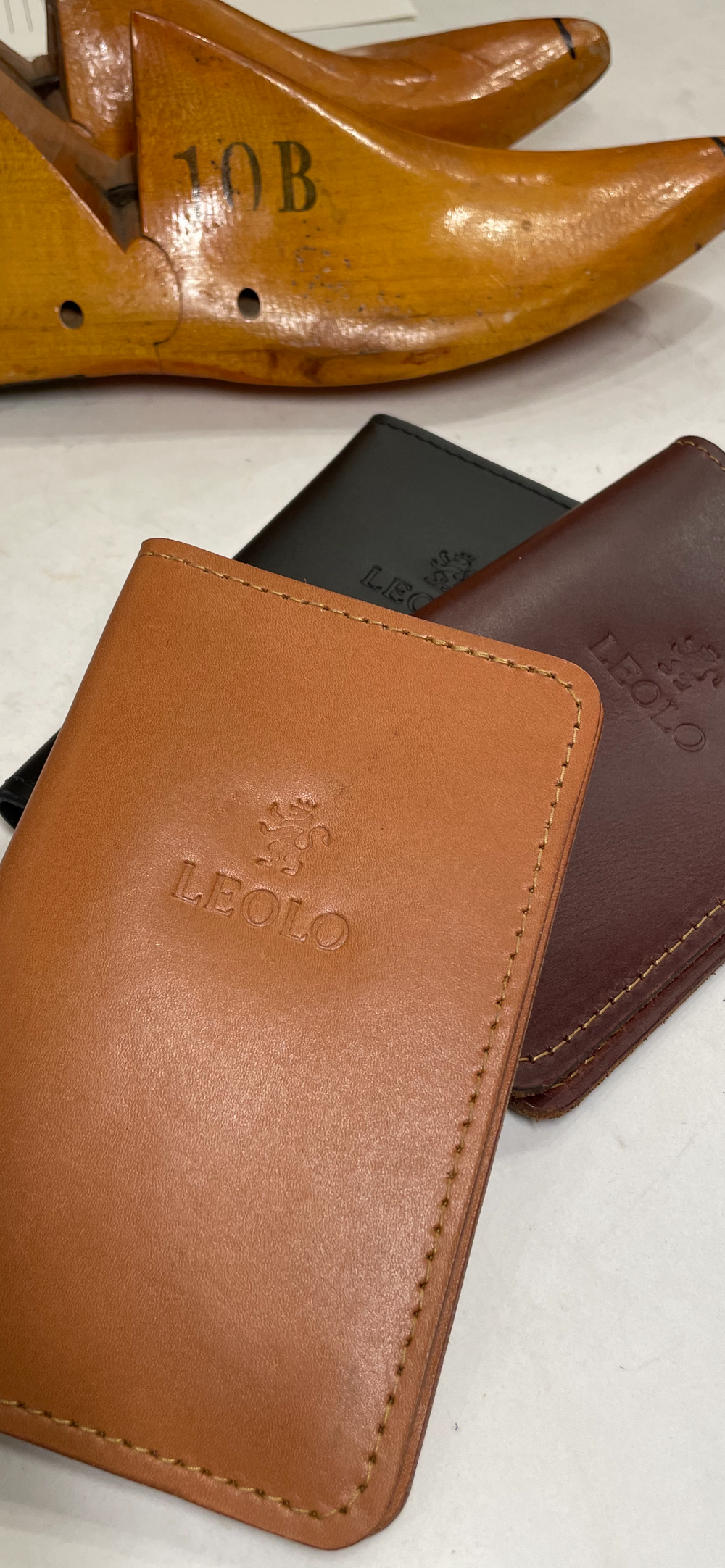 Wallets and Passport Holders – Leolo Shoes