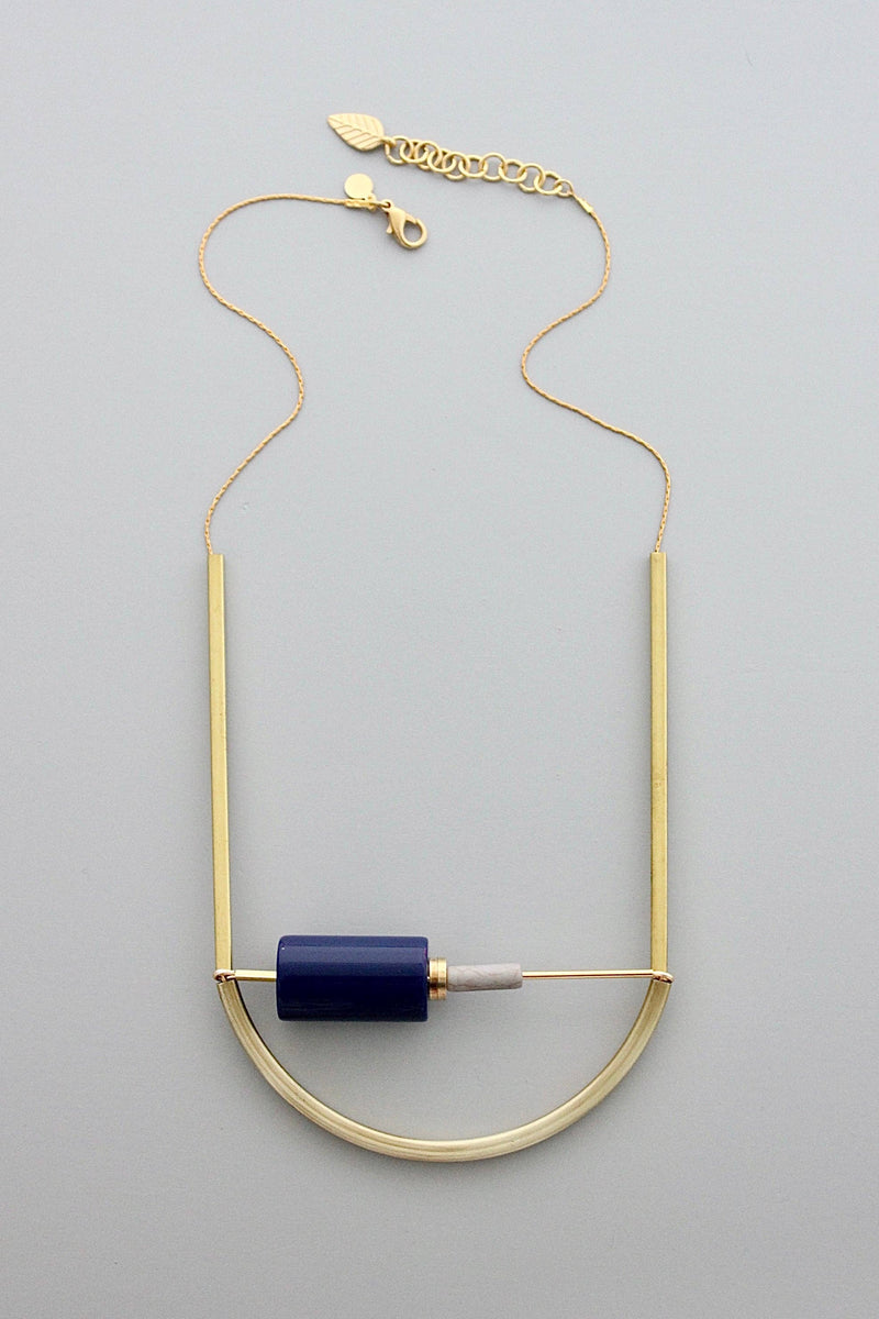 Geometric Vintage Lucite Link & Chain Necklace